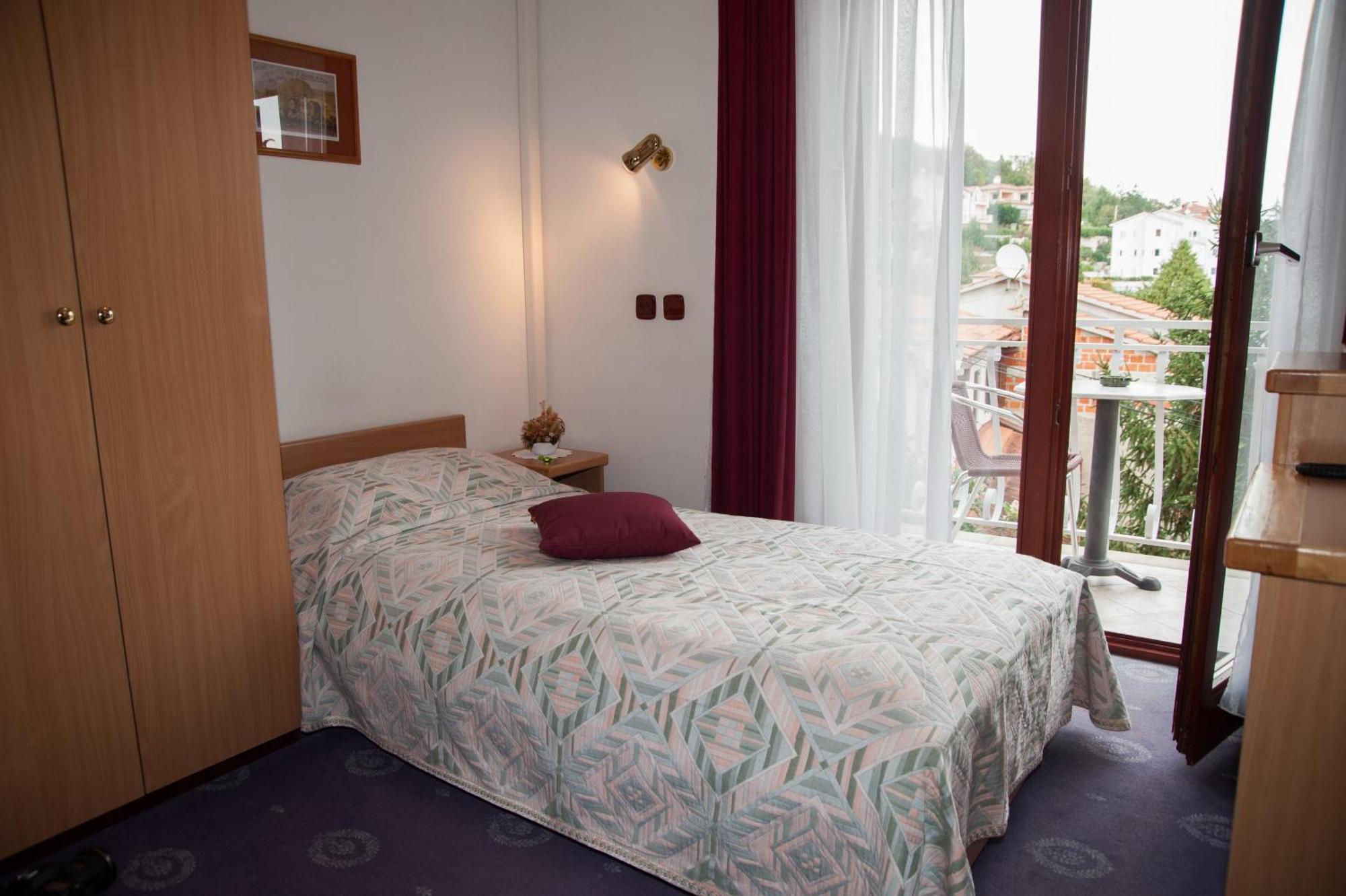 Bed & Breakfast Villa Klara Icici Bilik gambar