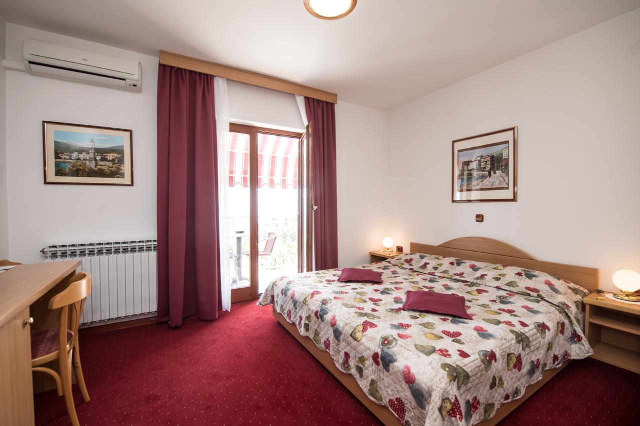Bed & Breakfast Villa Klara Icici Luaran gambar