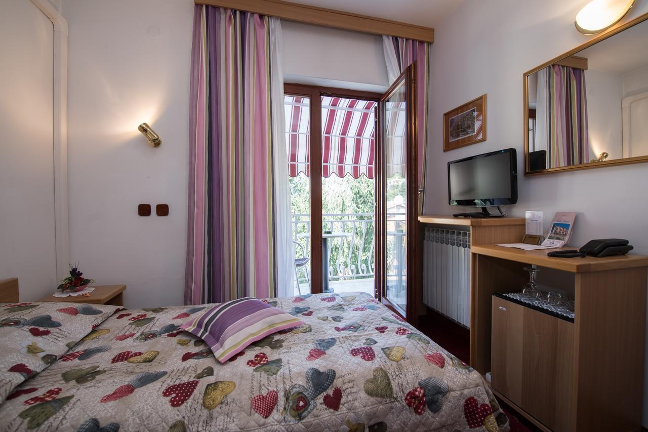 Bed & Breakfast Villa Klara Icici Luaran gambar