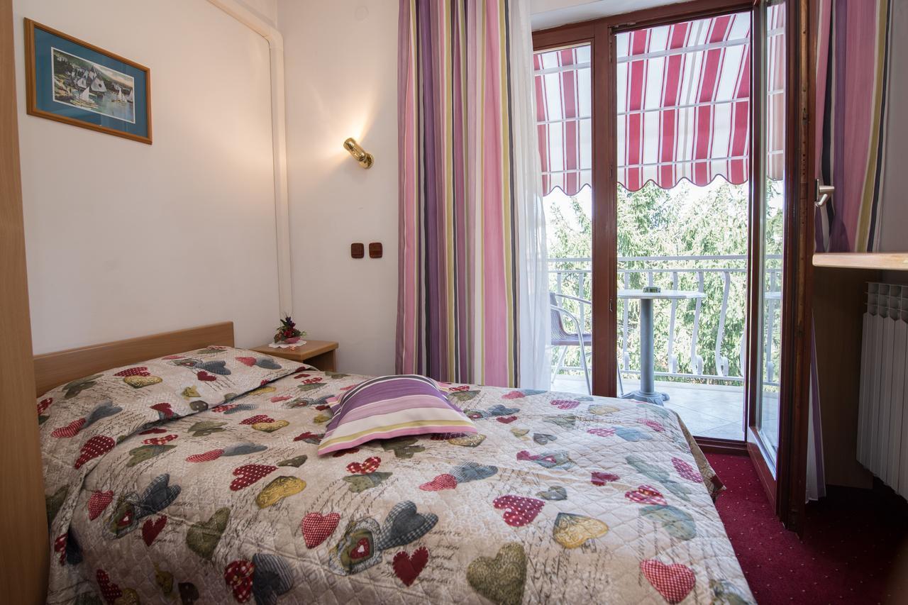 Bed & Breakfast Villa Klara Icici Luaran gambar